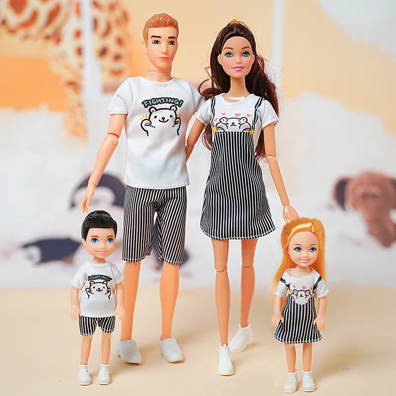 Conjunto de 4 bonecos de família com corpo articulado de 30cm - Clara's Charming Store